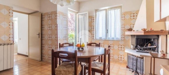 4 Schlafzimmer Wohnung in Monterosi, Italy, Nr. 341628 8