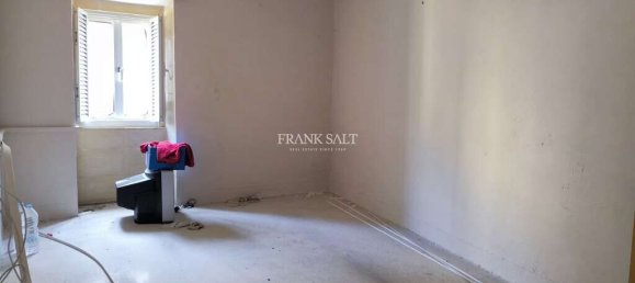 Moradia em banda T2 em Zebbug, Malta N.º 2043 9