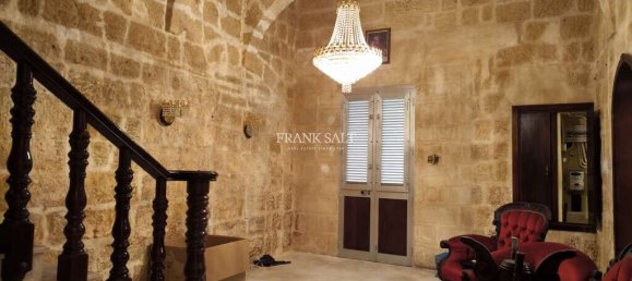 Moradia em banda T2 em Zebbug, Malta N.º 2043 2