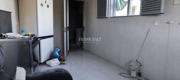 Moradia em banda T2 em Zebbug, Malta N.º 2043 4