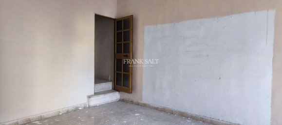 Moradia em banda T2 em Zebbug, Malta N.º 2043 8