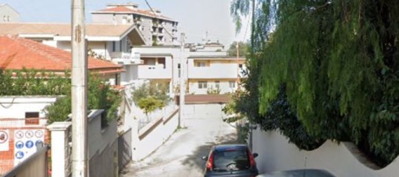 5 rooms Apartment in Pescara, Italy No. 238455 14