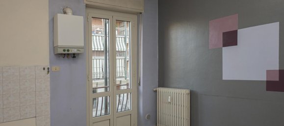 3 rooms Apartment in Turin, Italy No. 3117 14
