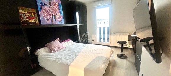 3 chambres Duplex à Poissy, France No. 144899 8