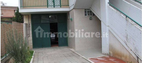Apartamento de 3 dormitorios en Torremaggiore, Italy No. 291299 4