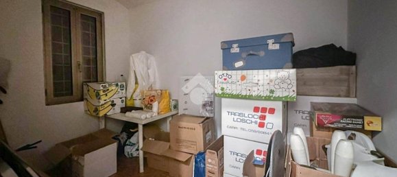 2 bedrooms House in Carpi, Italy No. 292841 14