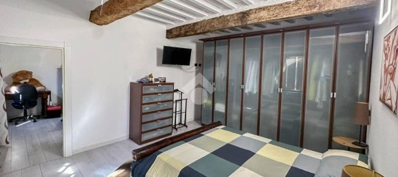 2 bedrooms House in Carpi, Italy No. 292841 4