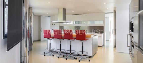 5 bedrooms House in San Sebastian de los Reyes, Spain No. 81088 4