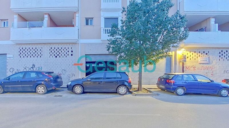  Commercial property in Maracena, Spain No. 221601