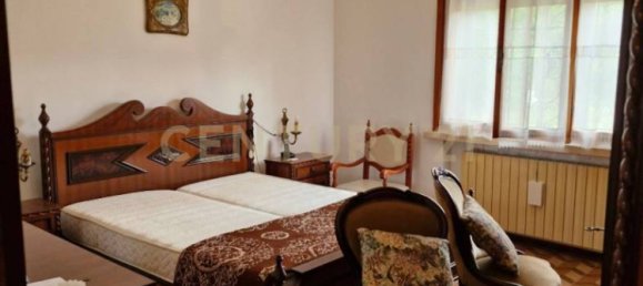 2 bedrooms House in Sanguinetto, Italy No. 267199 11