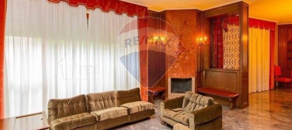 Вилла с 7 спальнями в Бусто Арсицио, Италия № 295510 9