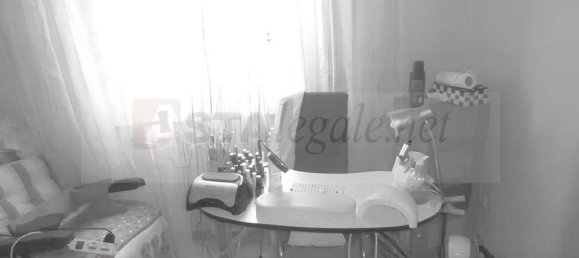 3 rooms Apartment in Lonate Pozzolo, Italy No. 179670 5