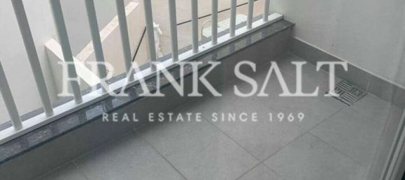 Apartamento T1 em Gzira, Malta N.º 9902 7