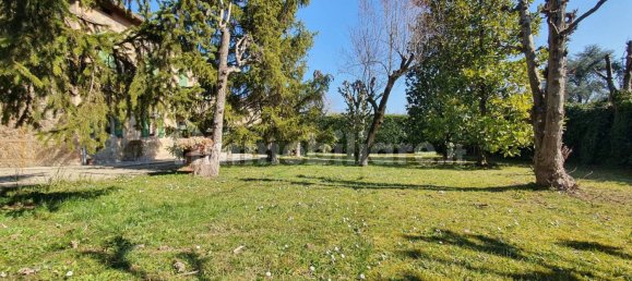 4 Schlafzimmer Villa in Reggio Emilia, Italy, Nr. 78593 3