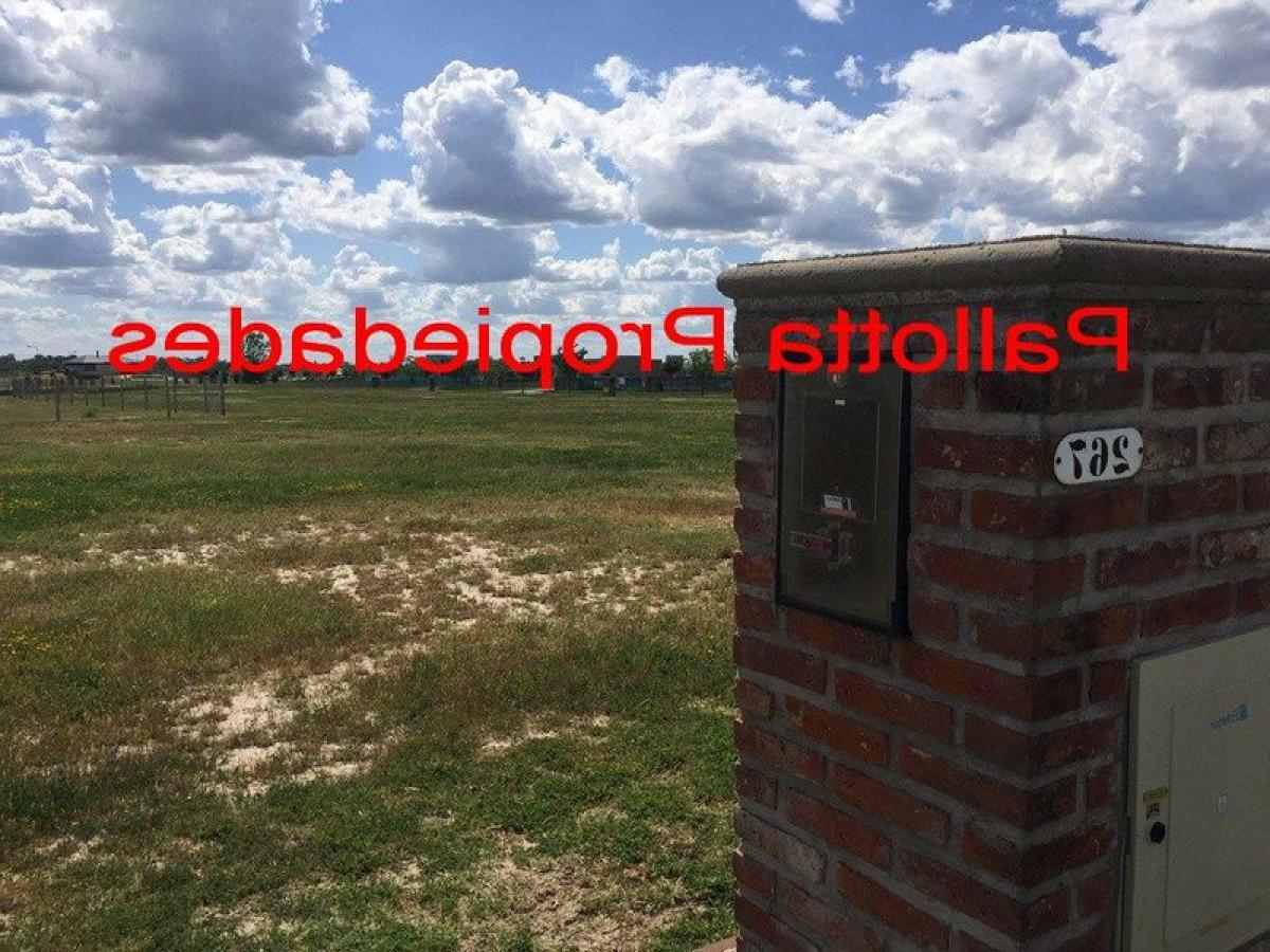  Land in Escobar, Argentina No. 120832