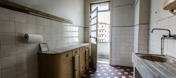 5 chambres Appartement à Porto, Portugal No. 33380 30