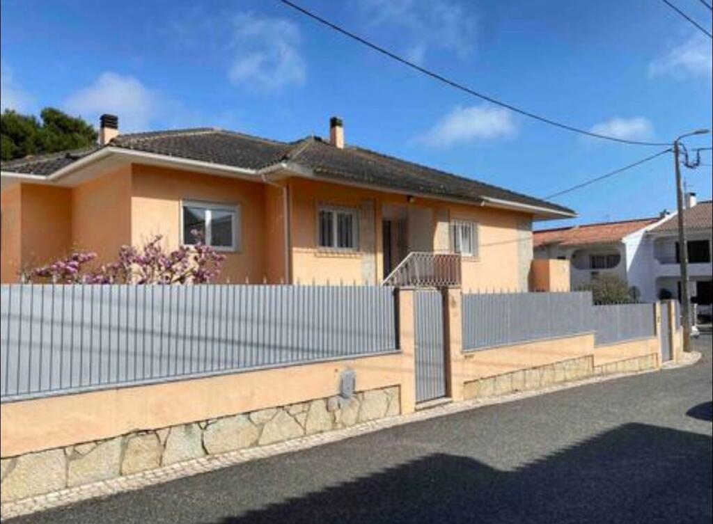 8 bedrooms House in Cascais, Portugal No. 247723