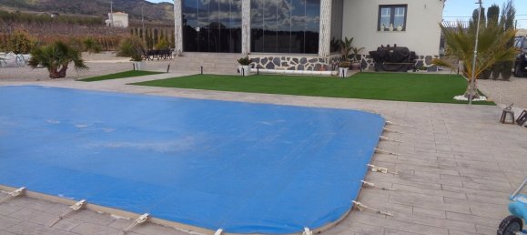 3 bedrooms Villa in Pinoso, Spain No. 10185 13