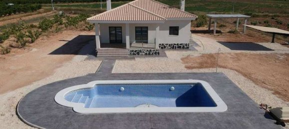 3 bedrooms Villa in Pinoso, Spain No. 10185 2
