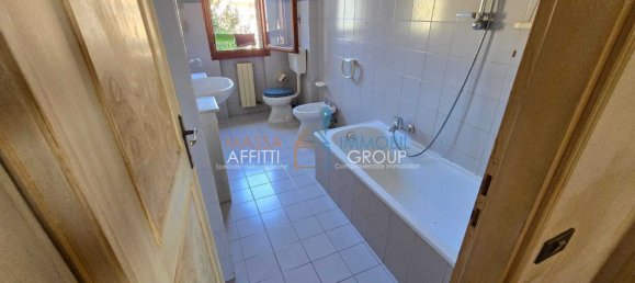6 rooms Apartment in Massa, Italy No. 298737 24