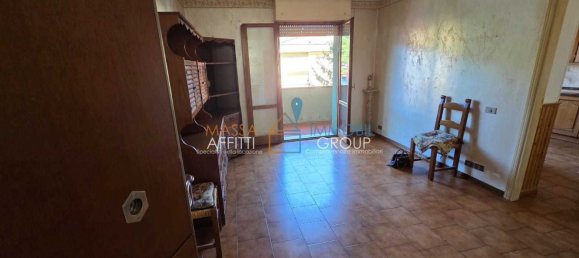 6 rooms Apartment in Massa, Italy No. 298737 10