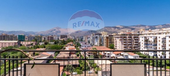 3 bedrooms Apartment in Palermo, Italy No. 83410 36