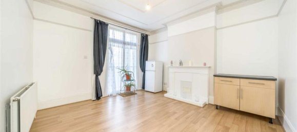 Дом с 4 спальнями в Луишем, Великобритания № 10058 5