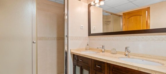 5 bedrooms Apartment in Torrevieja, Spain No. 40787 24