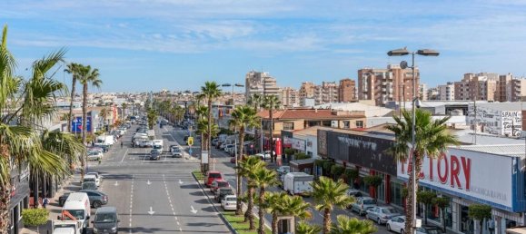 5 bedrooms Apartment in Torrevieja, Spain No. 40787 40