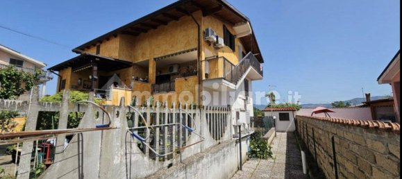 1 bedroom Apartment in Rome, Italy No. 196485 2