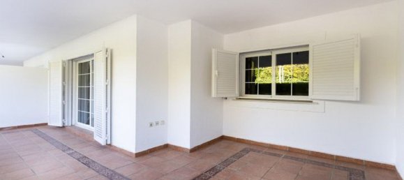 3 bedrooms Apartment in Marbella, Spain No. 102461 10