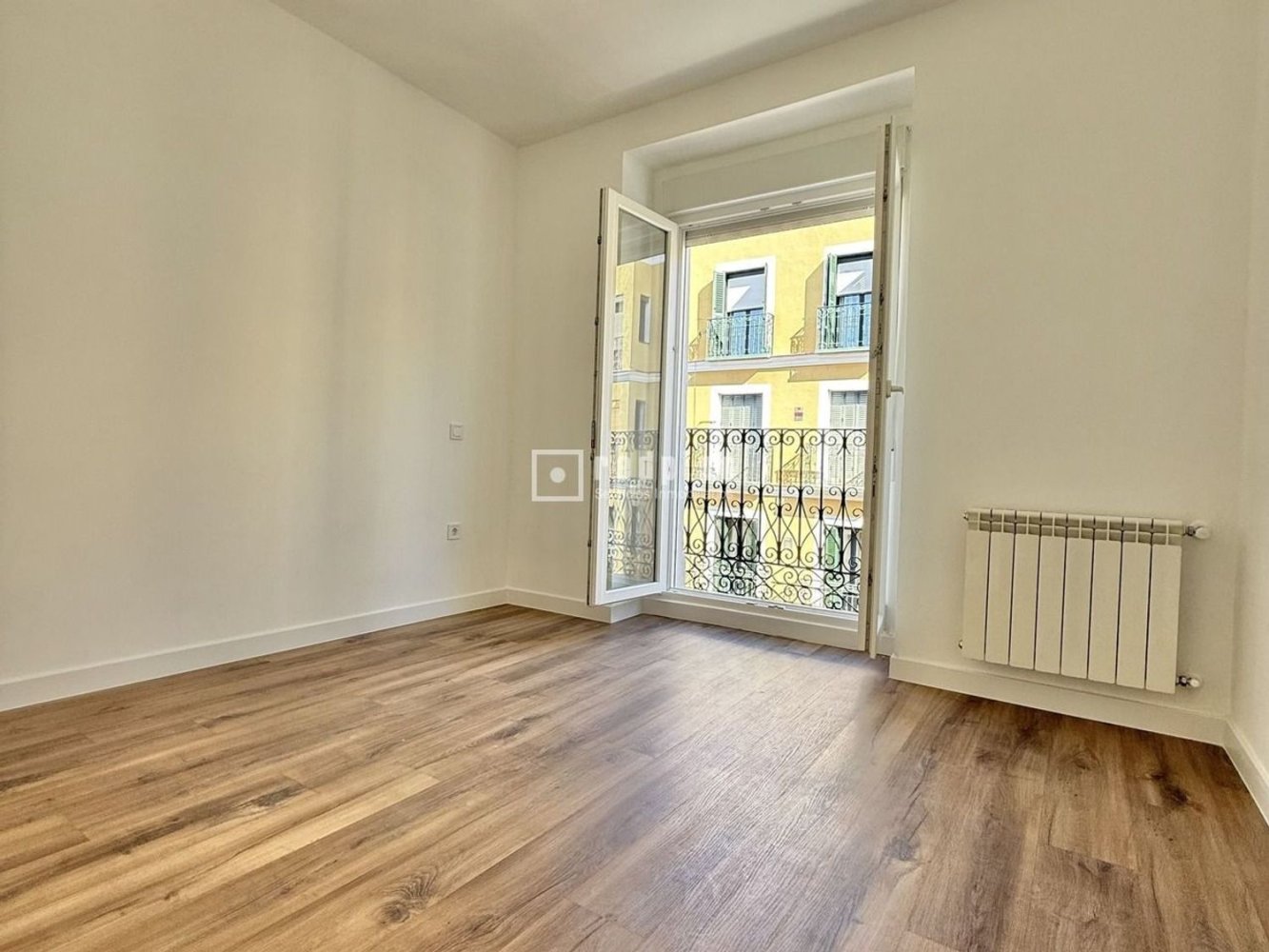 2 bedrooms Apartment in Madrid, Spain No. 255530