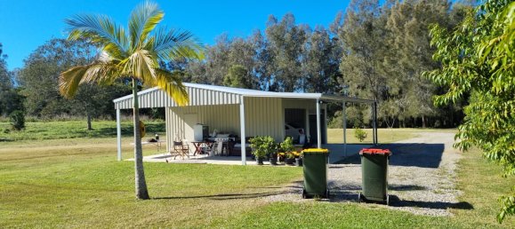 Casa de 3 dormitorios en North Macksville, Australia No. 727 17