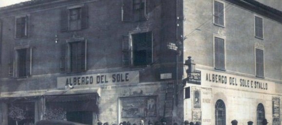 5 rooms Commercial property in Parma, Italy No. 104361 2