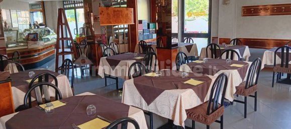 5 rooms Commercial property in Parma, Italy No. 104361 8