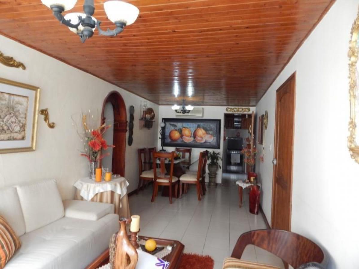 Дом с 3 спальнями в Боливар, Колумбия № 7988