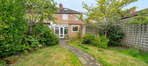 3 bedrooms House in Beckenham, United Kingdom No. 3019 26