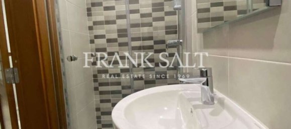 2 bedrooms Penthouse in Rabat, Malta No. 11047 6