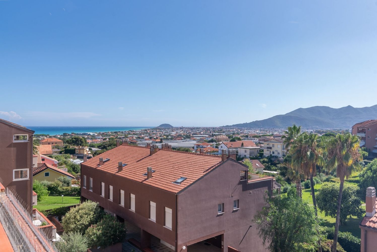 3 chambres Appartement à Ceriale, Italy No. 358973