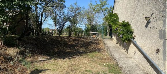 3 bedrooms House in Vienne, France No. 340079 16