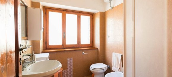 5 rooms Villa in Orbetello, Italy No. 225410 9