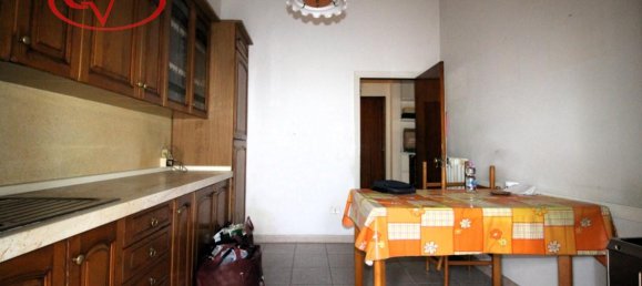 Apartamento de 2 divisões em San Giovanni Valdarno, Italy N.º 235166 2