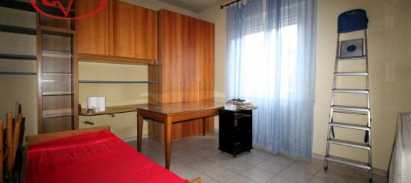 Apartamento de 2 divisões em San Giovanni Valdarno, Italy N.º 235166 8