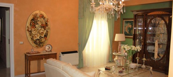 Apartamento de 6 habitaciónes en Floridia, Italy No. 178005 2