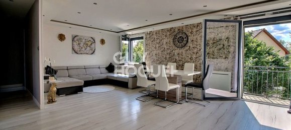 3 Schlafzimmer Haus in Doubs, France, Nr. 301372 2