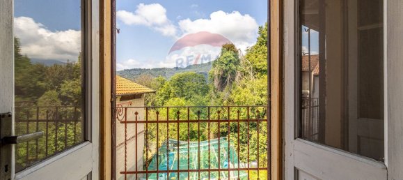 4 bedrooms House in Strona, Italy No. 371953 45