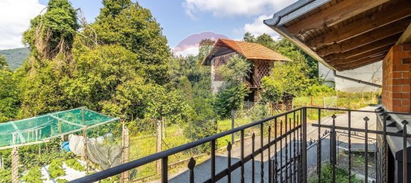 4 bedrooms House in Strona, Italy No. 371953 36