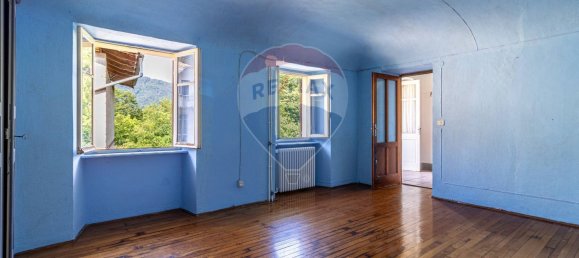 4 bedrooms House in Strona, Italy No. 371953 34