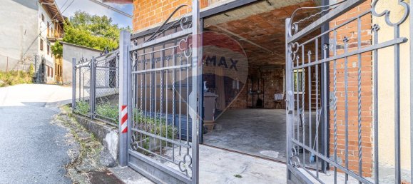 4 bedrooms House in Strona, Italy No. 371953 49