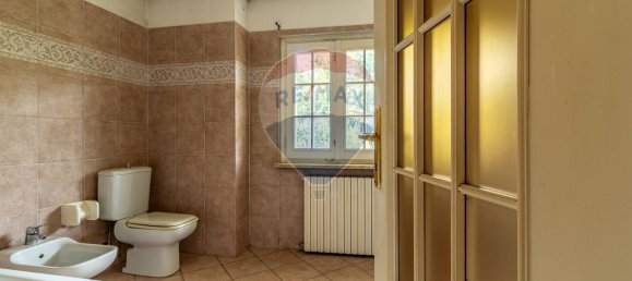 4 bedrooms House in Strona, Italy No. 371953 15